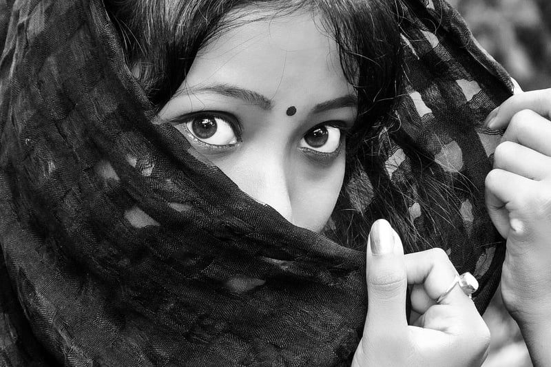 Veiled Knowledge